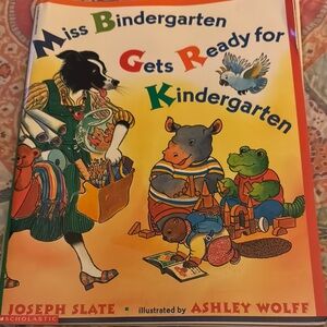 Miss Bindergarten's Kindergarten Adventure